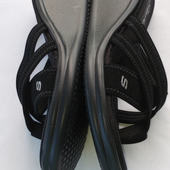 Skechers black sandals memory foam - Picture 2 of 8